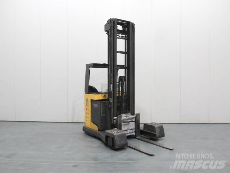 Atlet UFS200 DTFV RG 755 Vierwegestapler