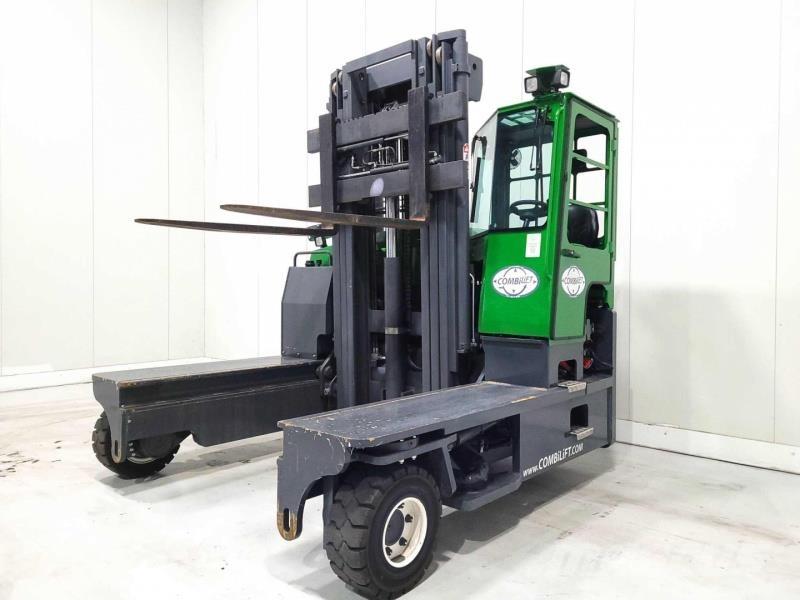 Combilift C8000 GAS Vierwegestapler