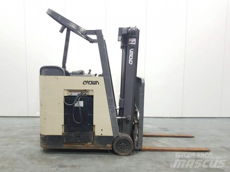 Crown RC3020 Andere Gabelstapler