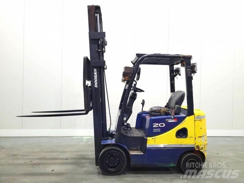Doosan D20SC-5 Dieselstapler