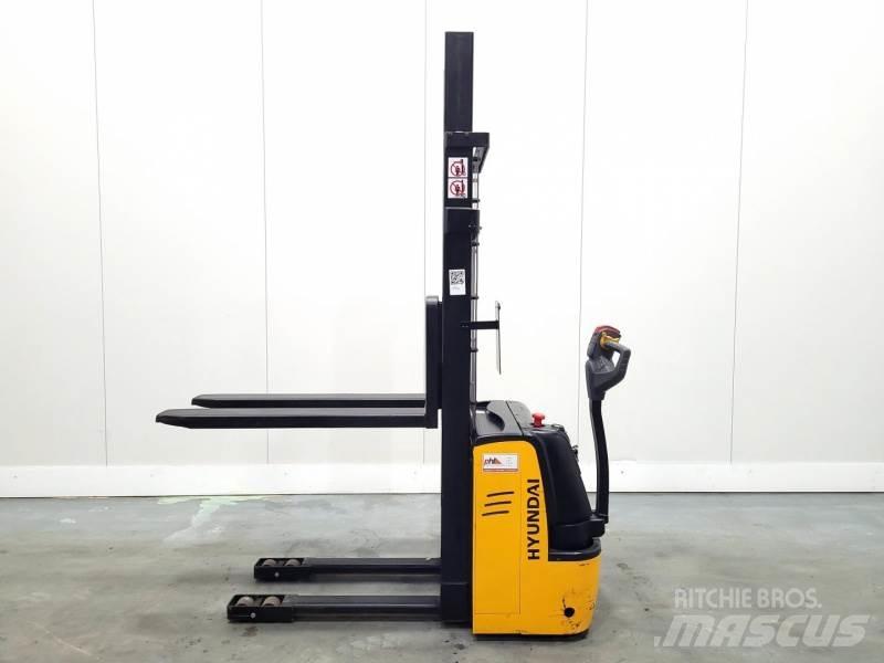 Hyundai 10ES Handgeführter Palettenstapler