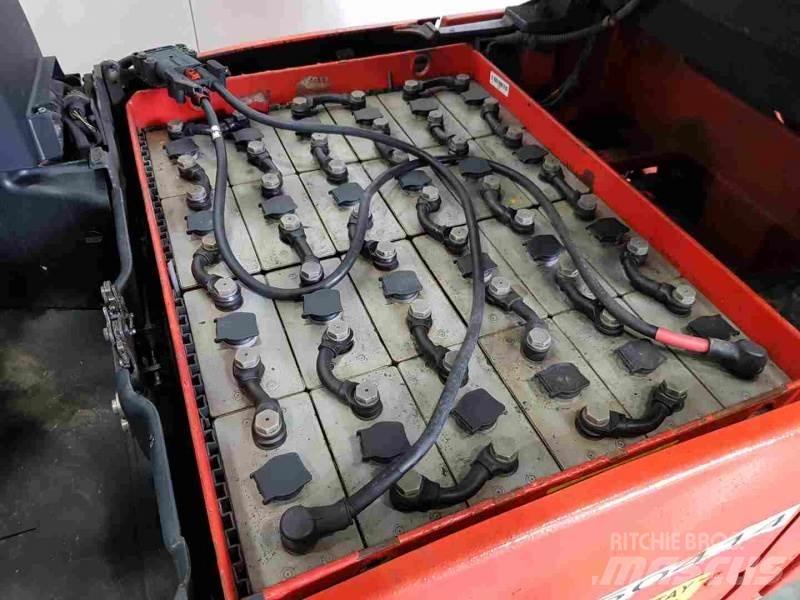 Linde E16PH Elektrostapler