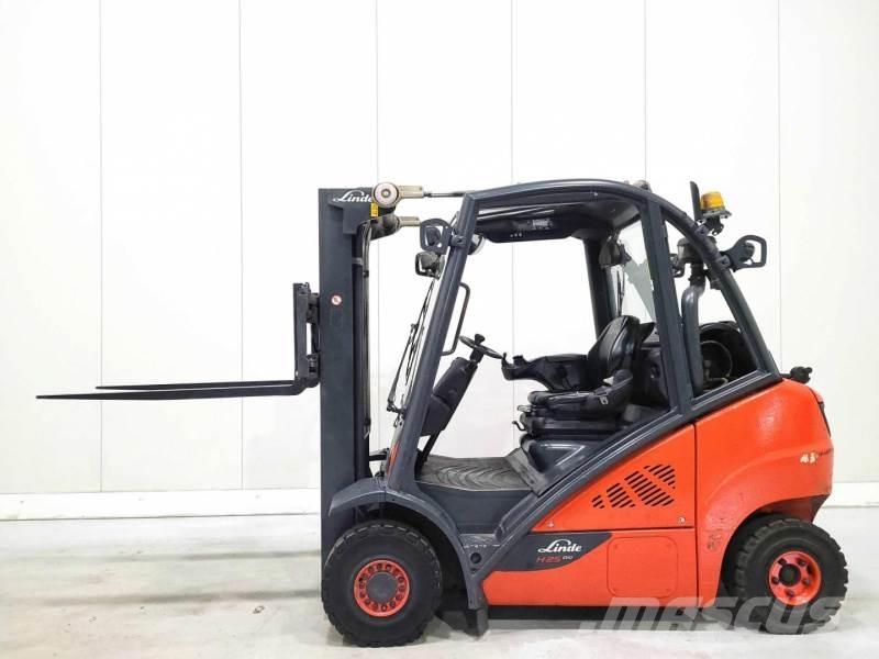 Linde H25T-02 Gasstapler