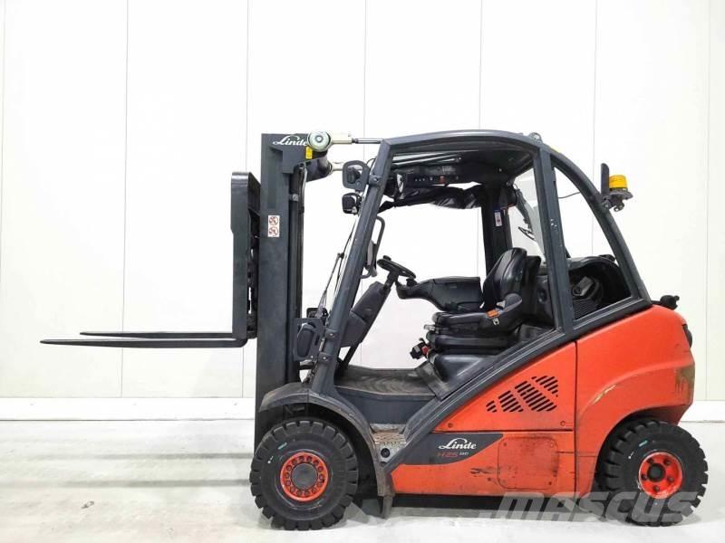 Linde H25T-02 Gasstapler