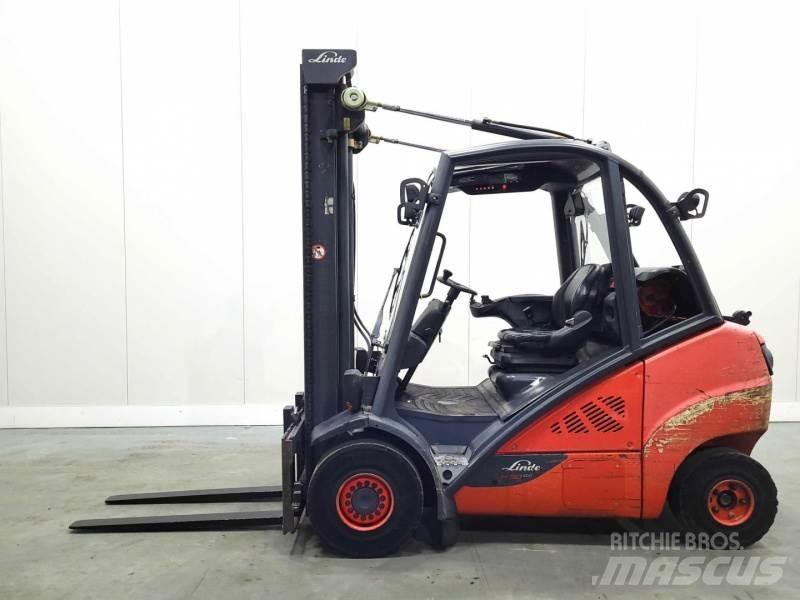 Linde H30T-02 393 Gasstapler