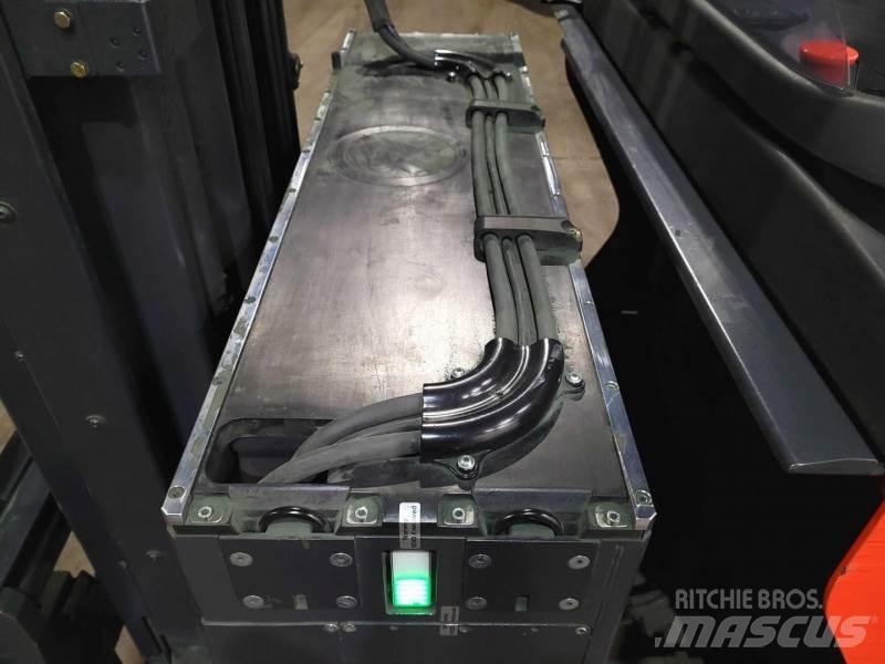 Linde R16-01 LI-ION Schubmaststapler