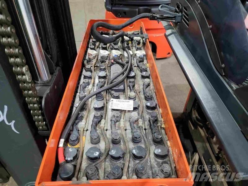 Linde R16SN-12 Schubmaststapler