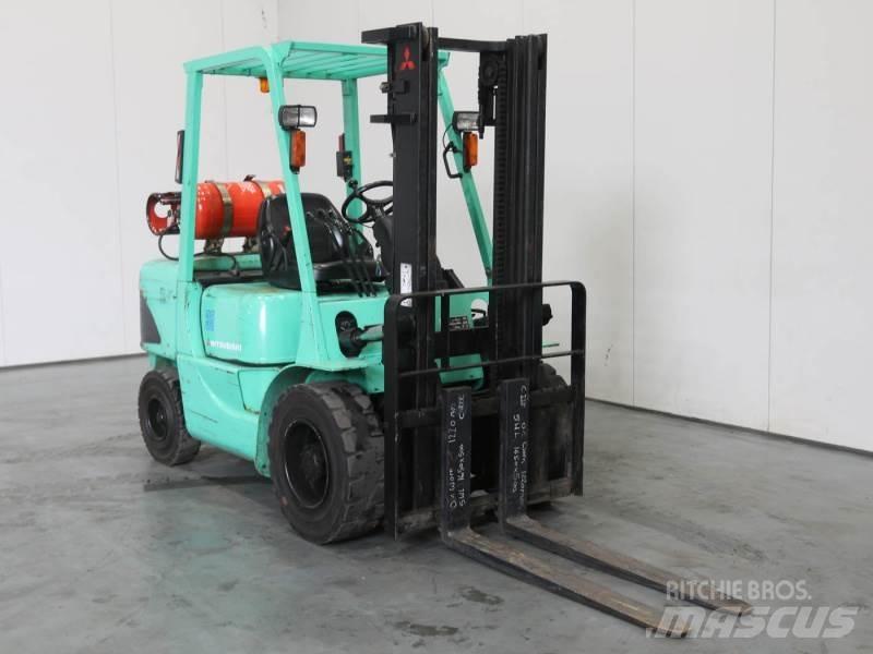 Mitsubishi FG35K Gasstapler