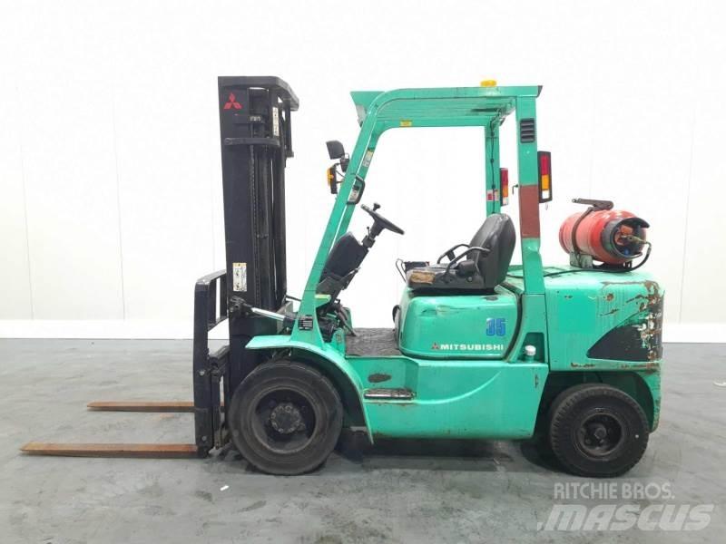 Mitsubishi FG35K Gasstapler
