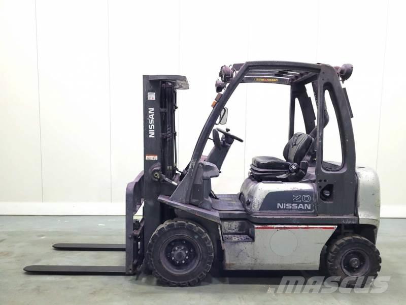 Nissan FD02A20 Dieselstapler