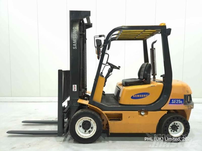 Samsung SF25D Dieselstapler