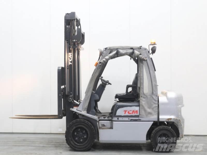 TCM YG1D2A32H Dieselstapler