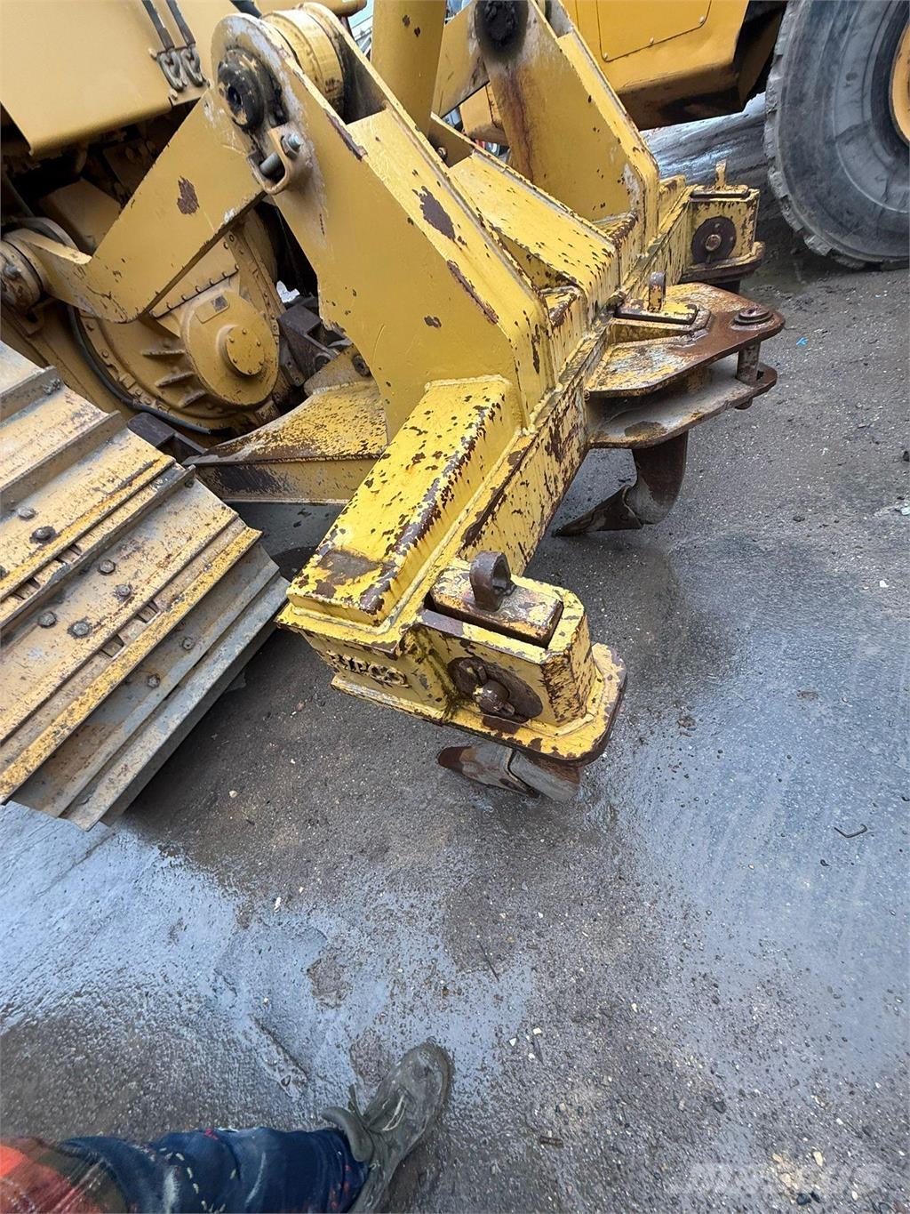 CAT D6T LGP Bulldozer