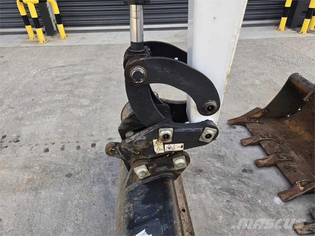 Bobcat E17 Minibagger < 7t