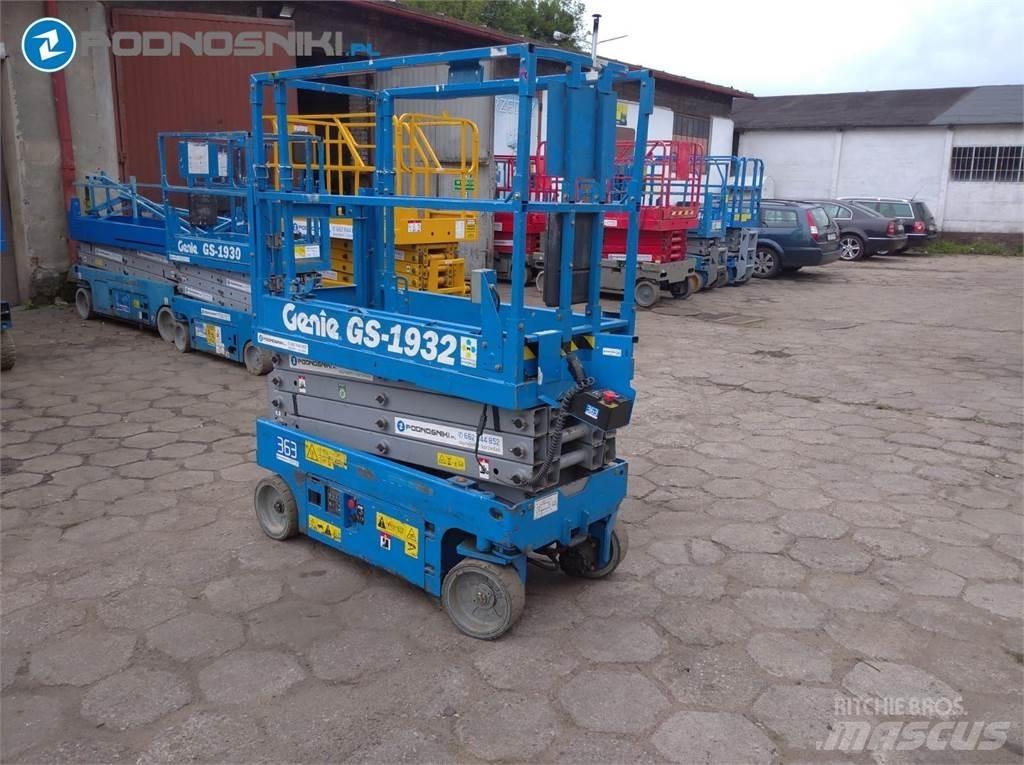 Genie 3219 Scheren-Arbeitsbühnen
