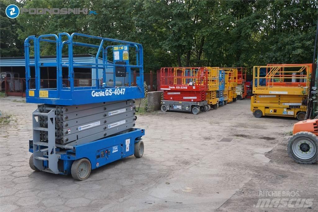 Genie 4047 Scheren-Arbeitsbühnen