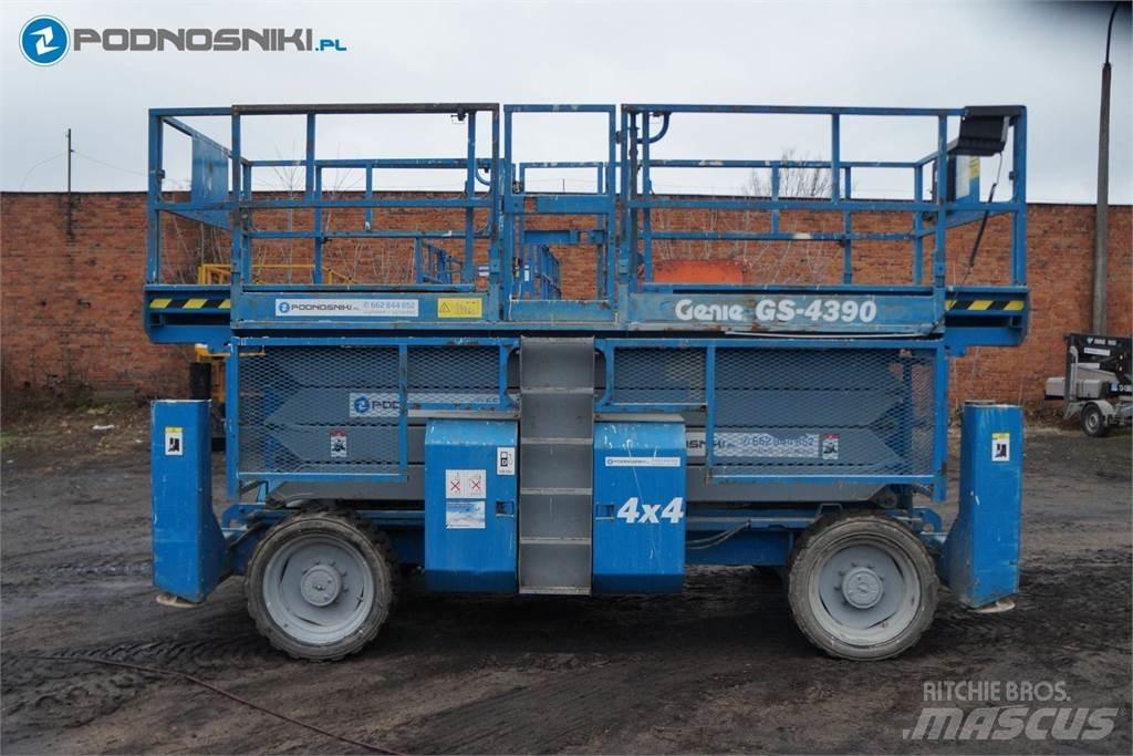 Genie 4390 Scheren-Arbeitsbühnen