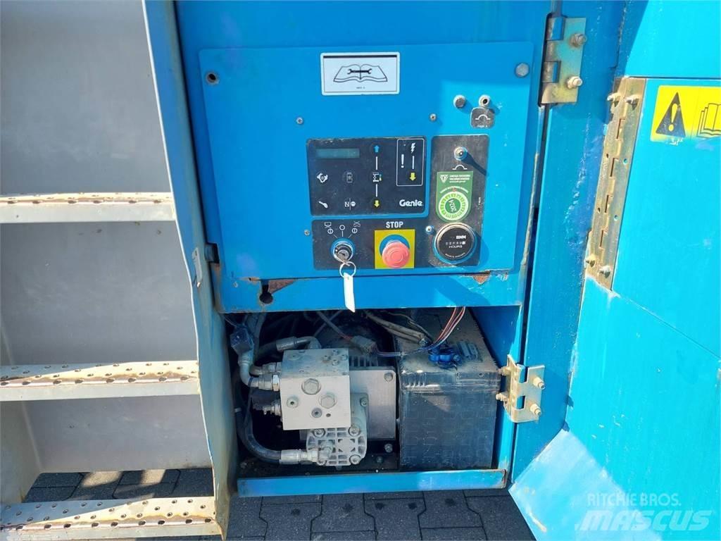 Genie GS-3390 Scheren-Arbeitsbühnen
