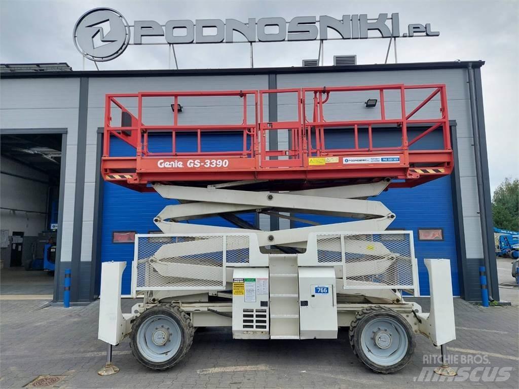 Genie GS-3390 Scheren-Arbeitsbühnen