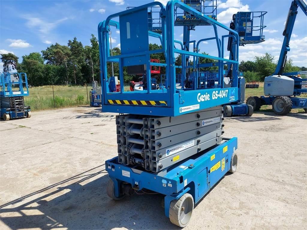 Genie GS-4047 Scheren-Arbeitsbühnen