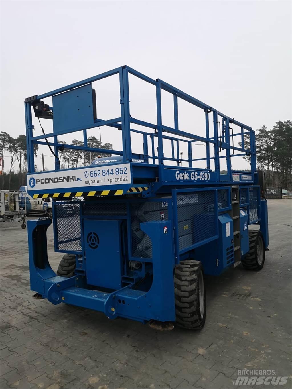 Genie GS-4390 Scheren-Arbeitsbühnen