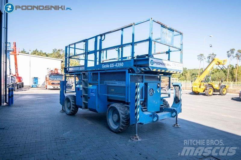 Genie GS-4390 Scheren-Arbeitsbühnen