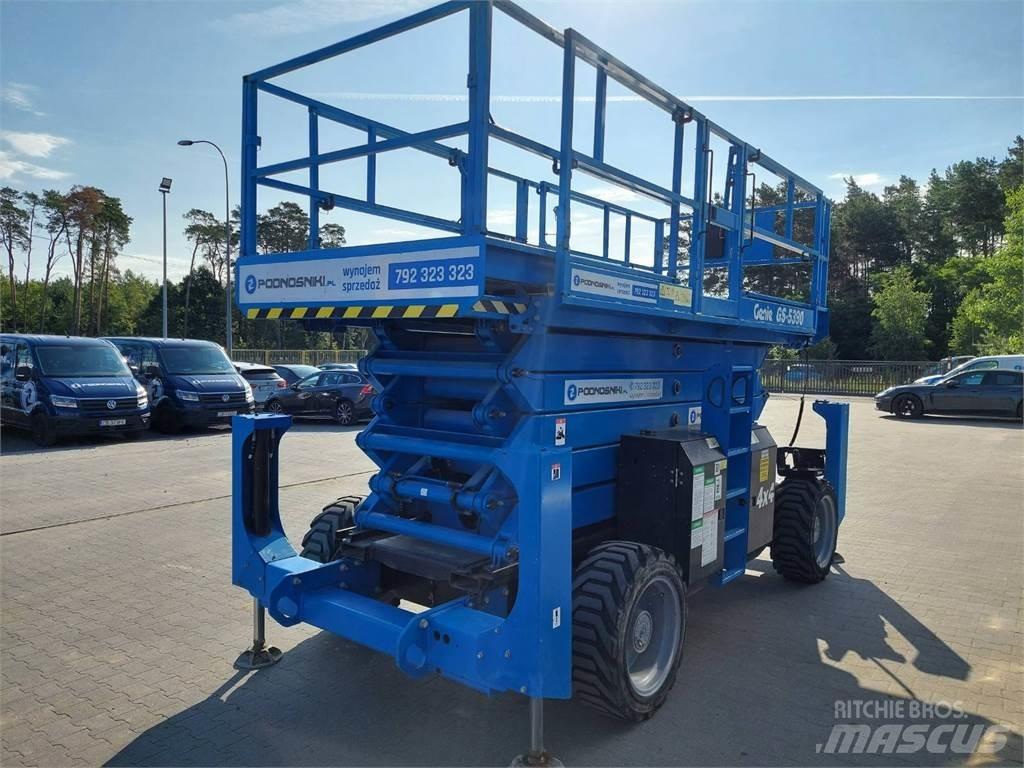 Genie GS-5390 RT Scheren-Arbeitsbühnen