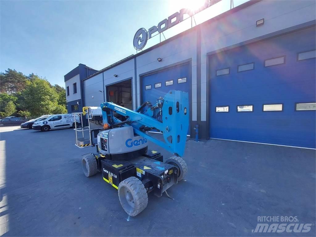 Genie Z-33/18 Gelenkteleskoparbeitsbühnen