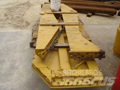 CAT 740 Tailgate Andere Zubehörteile