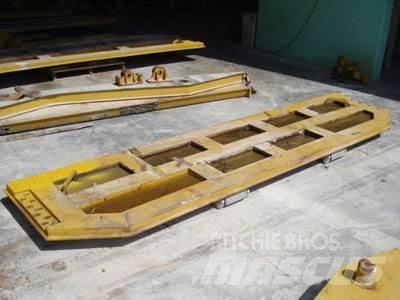 CAT 740 Tailgate Andere Zubehörteile