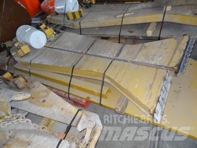 CAT 740 Tailgate Andere Zubehörteile