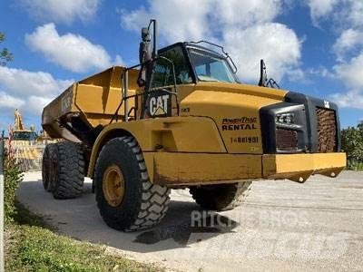 CAT 740B Dumper - Knickgelenk