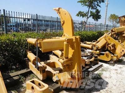 CAT D8T Ripper, S/S Andere Zubehörteile