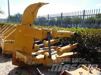 CAT D8T Ripper, S/S Andere Zubehörteile