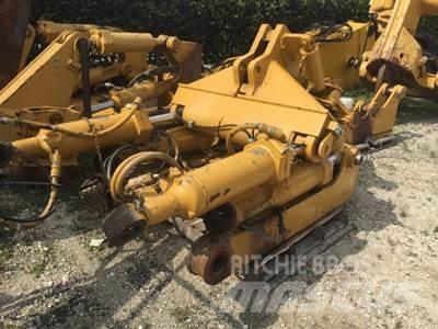CAT D8T Ripper, S/S Andere Zubehörteile