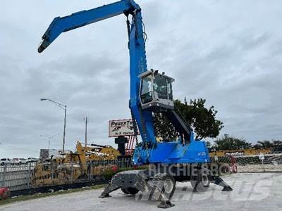Fuchs MHL350D Materialumschlag
