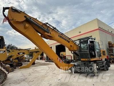 Liebherr LH30M Materialumschlag