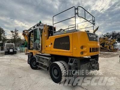 Liebherr LH30M Materialumschlag