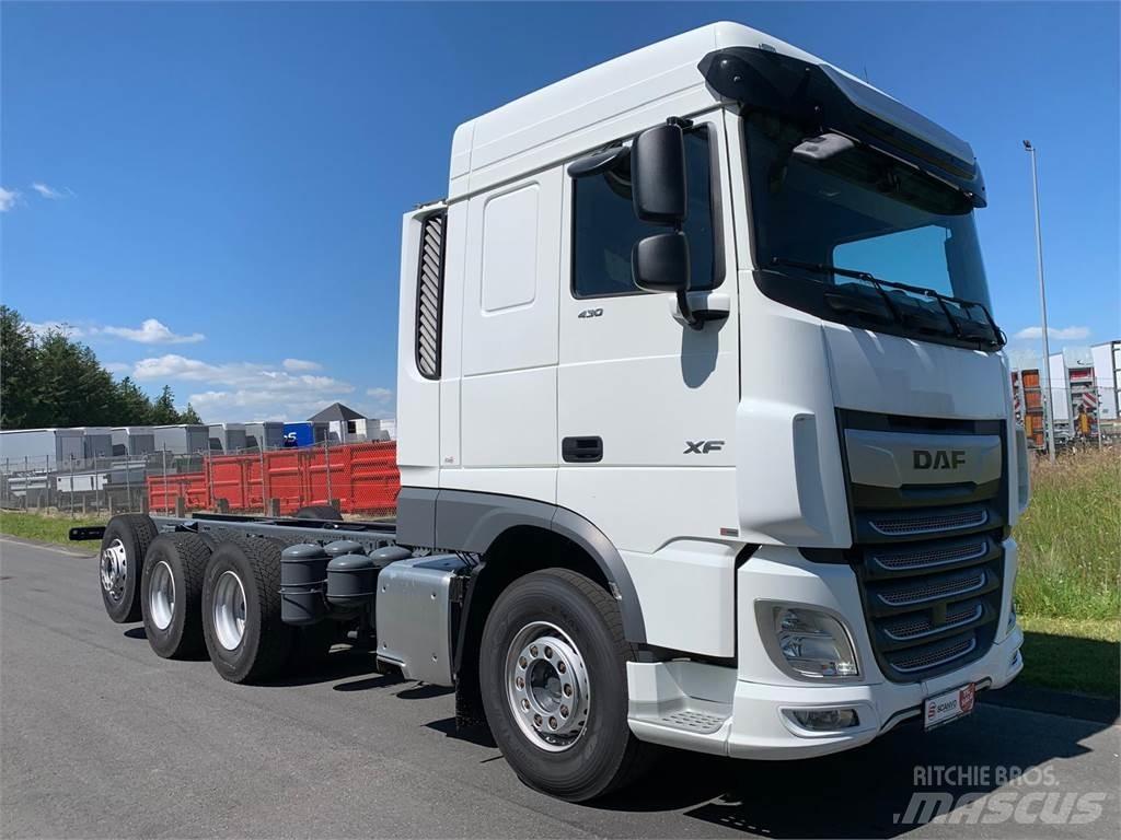 DAF XF 430 8x4*4 Wechselfahrgestell