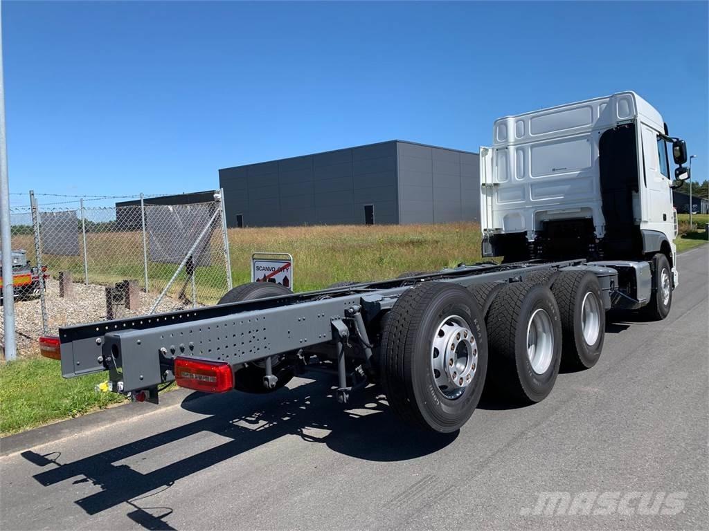 DAF XF 430 8x4*4 Wechselfahrgestell