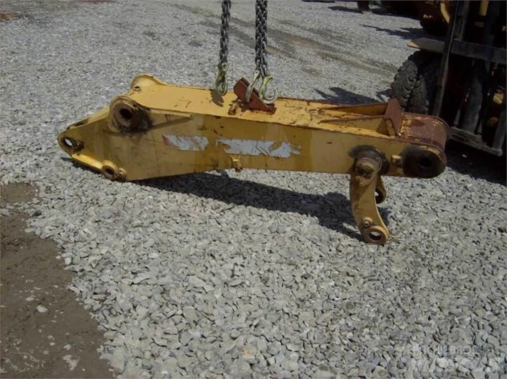 CAT 212 Chassis