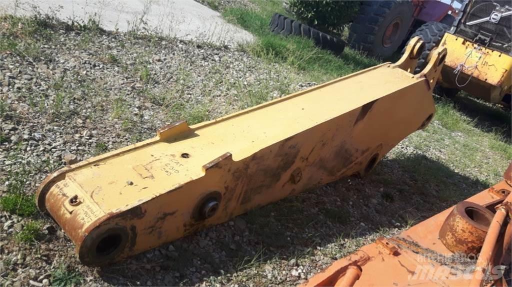CAT 231D Chassis