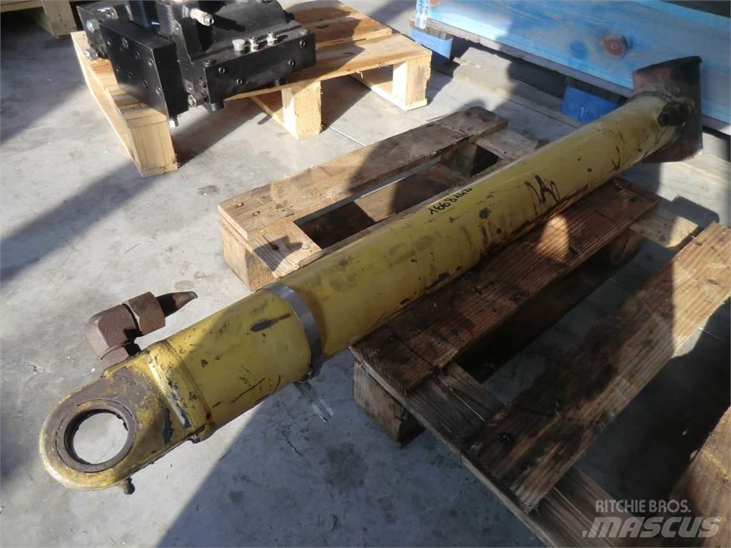 CAT 438C Sonstige Baumaschinen