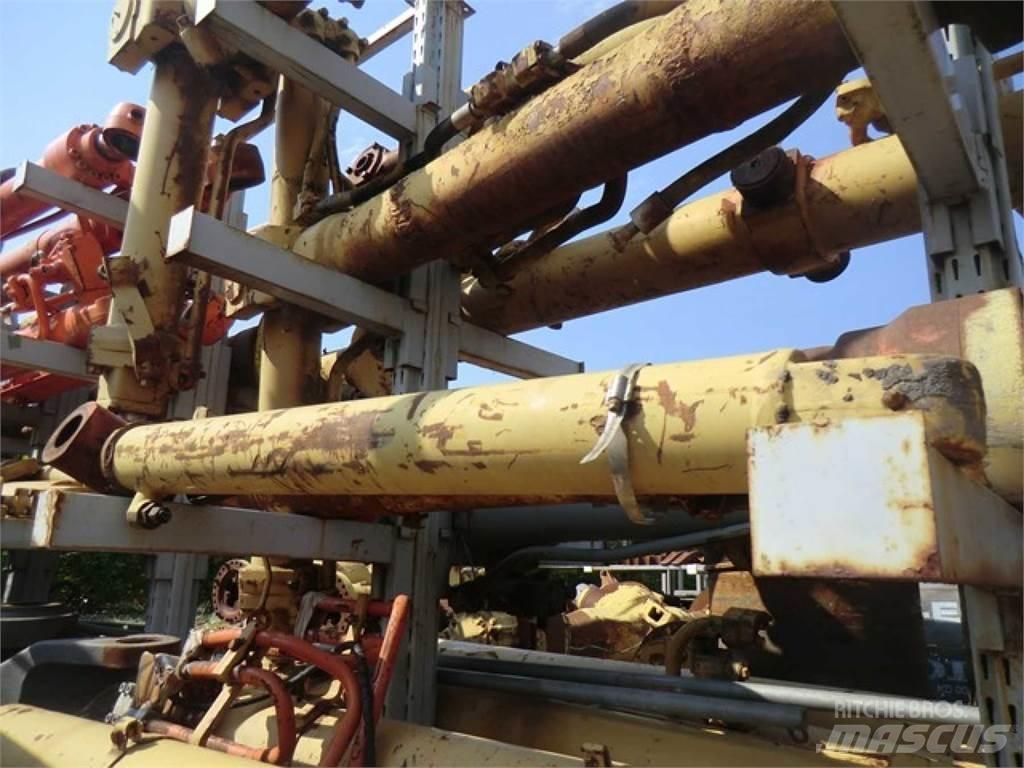 CAT 438C Sonstige Baumaschinen