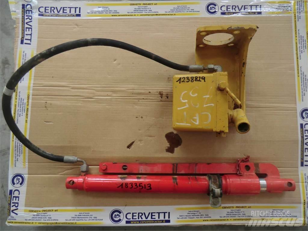 CAT 735 Sonstige Baumaschinen