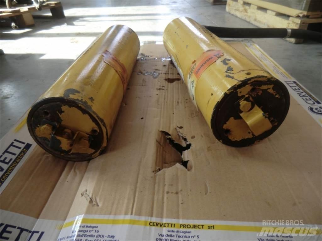 CAT 735 Sonstige Baumaschinen
