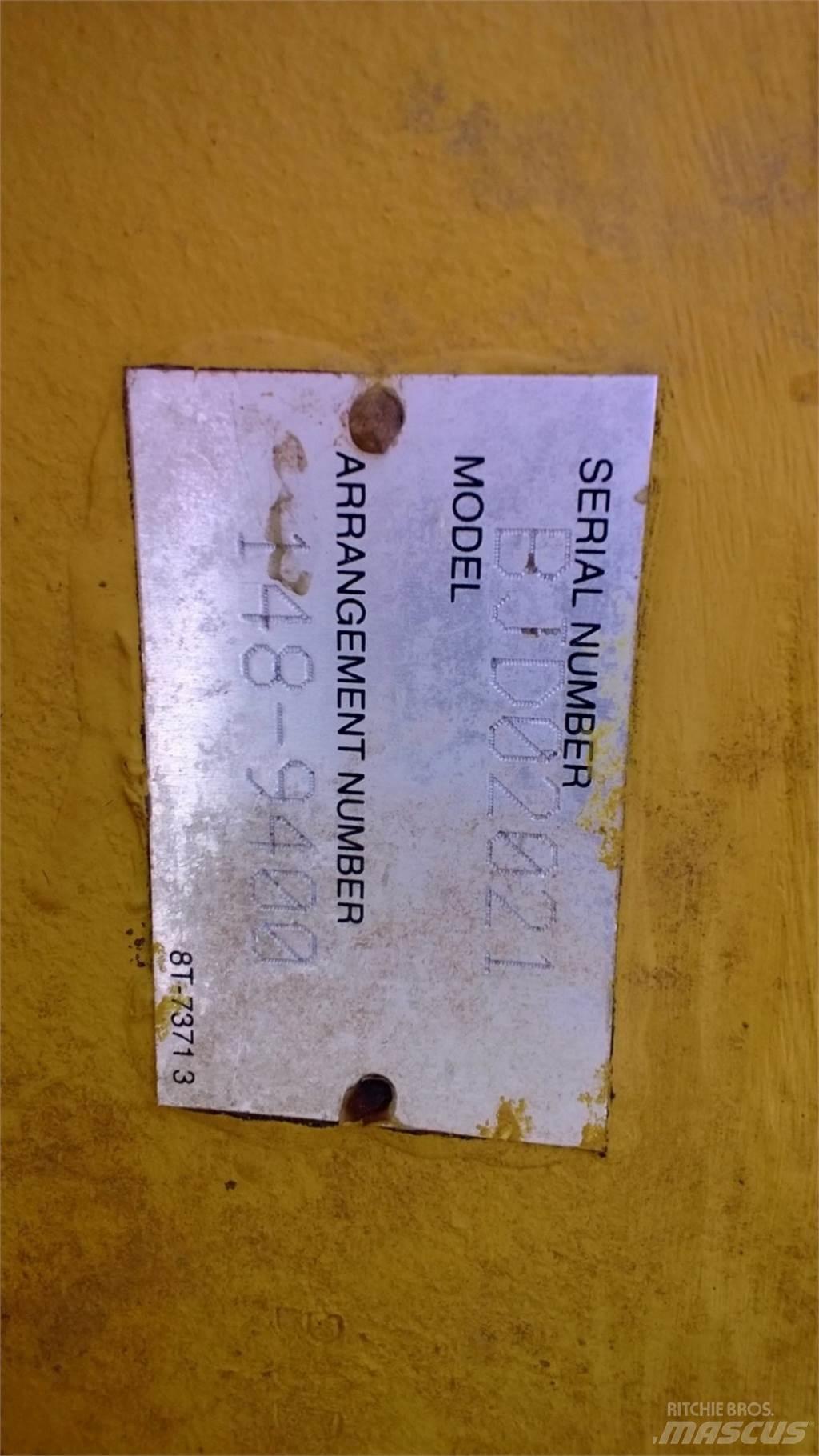 CAT 735 Sonstige Baumaschinen