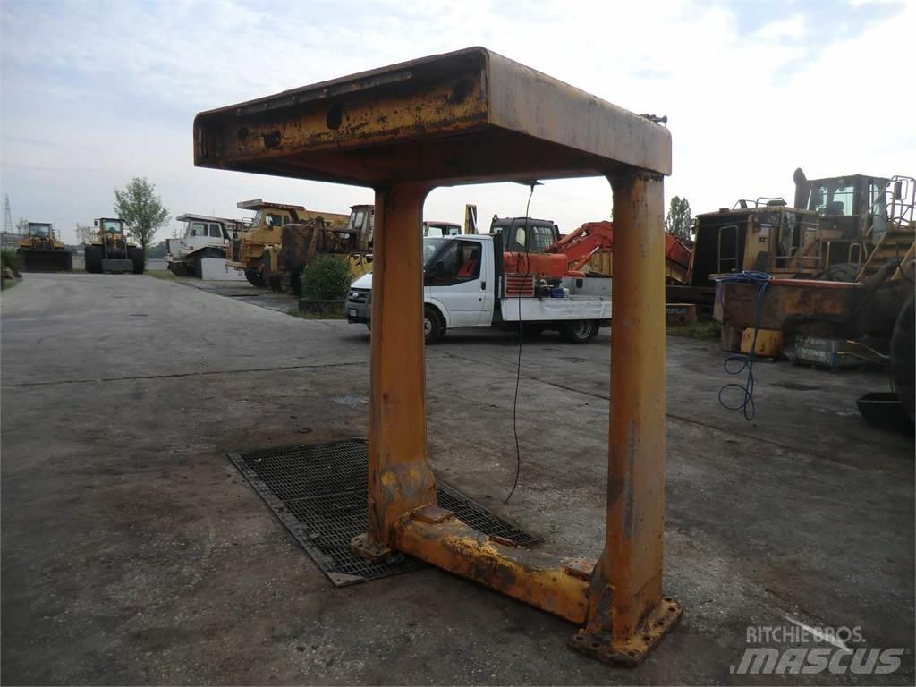 CAT 988B Chassis