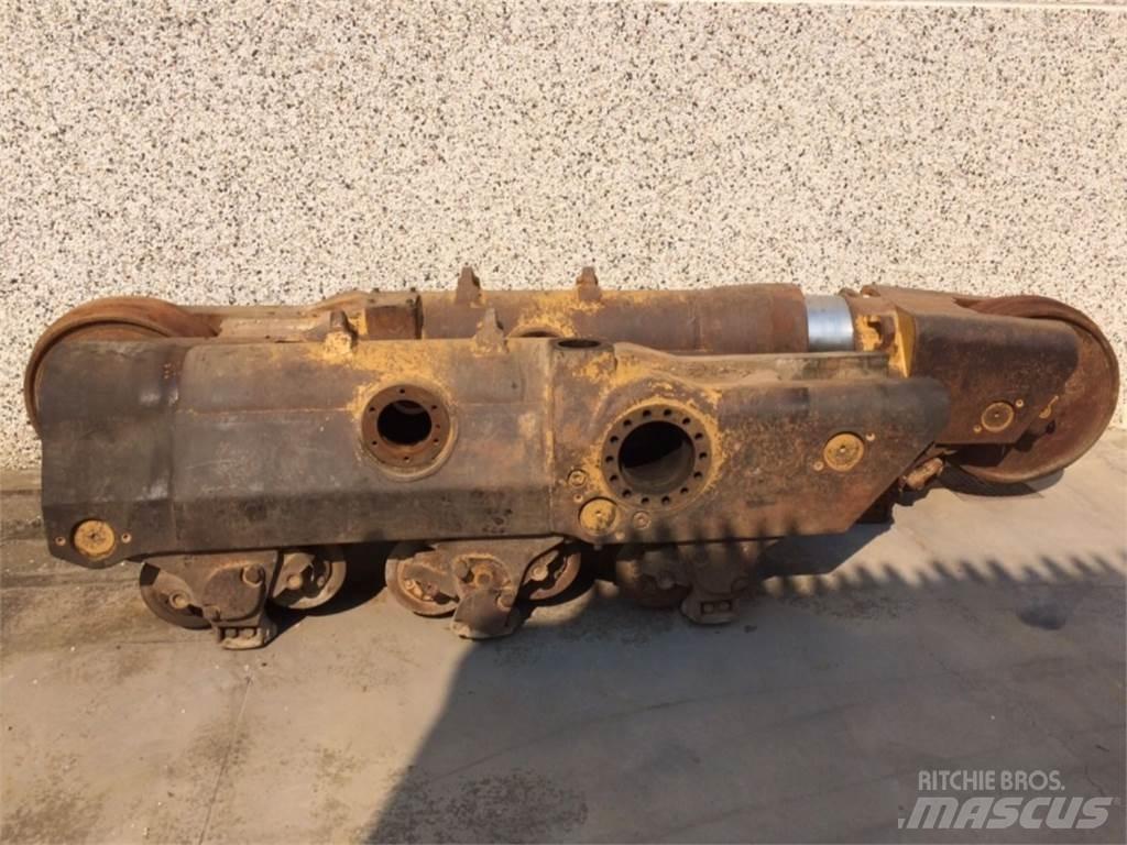 CAT  D8L Ketten