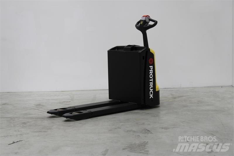 Hyster P1.6 Niedergabelstapler